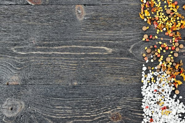 Quelles astuces pour intégrer un mur de cadres photos dans une décoration minimaliste?